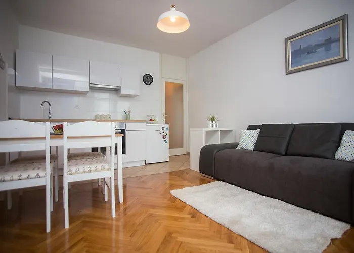 Vesna Apartment Split